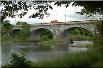 NT7233 : Tweed bridge at Kelso by Jim Barton