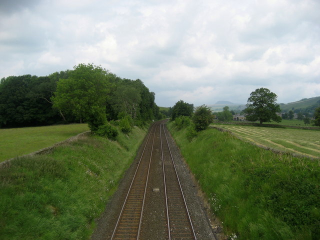 Railway approaching Settle