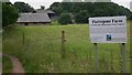 Approaching Pierrepont Farm