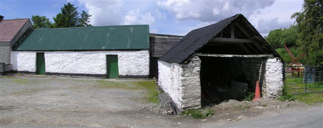 Farm buildings, Middle Illes