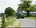 2009 : Tractor approaching South Brewham