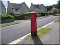 SY7089 : Dorchester: postbox № DT1 185, Came View Road by Chris Downer
