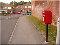 SU0300 : Colehill: postbox № BH21 214, Canford View Drive by Chris Downer