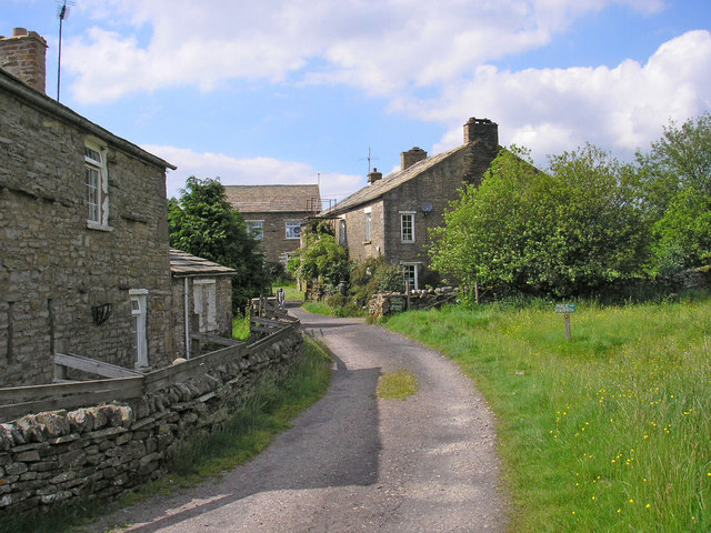 Blades Farm © John Illingworth :: Geograph Britain and Ireland