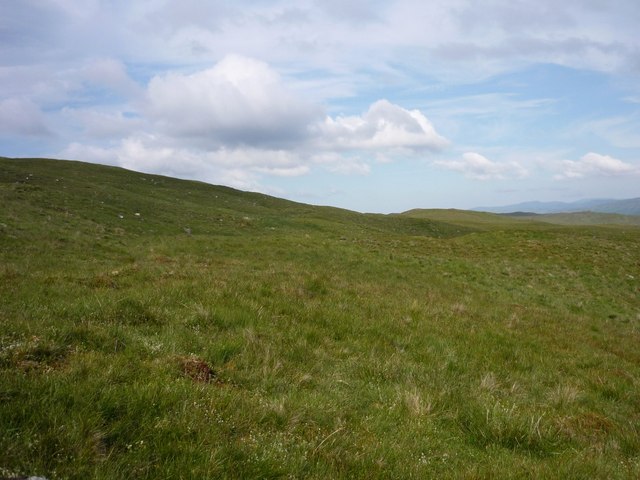 Grassy hillside below Beinn Bhreac