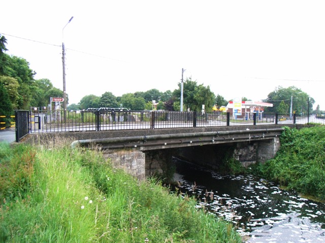 Clondalkin Bridge on the Grand Canal,... © JP :: Geograph Ireland