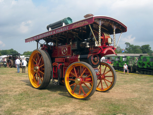 Fairground Steam Engine at Preston Rally, Preston Court Farm