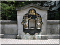 Drinking fountain, Dock Feeder bridge