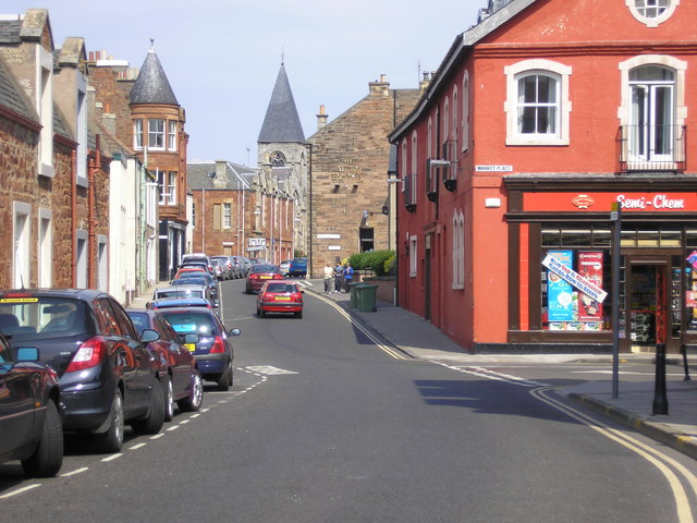 Forth Street at the junction with Market Place