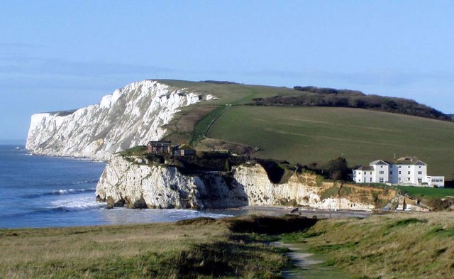 Fort Redoubt © David Ballard cc-by-sa/2.0 :: Geograph Britain and Ireland