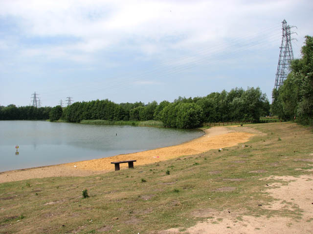 Whitlingham Little Broad - the beach