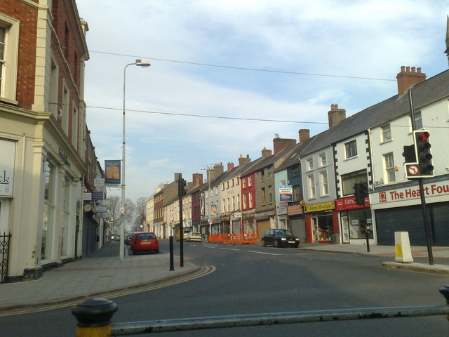 Castle Street, Lisburn © Dean Molyneaux Cc-by-sa 2.0 :: Geograph Ireland