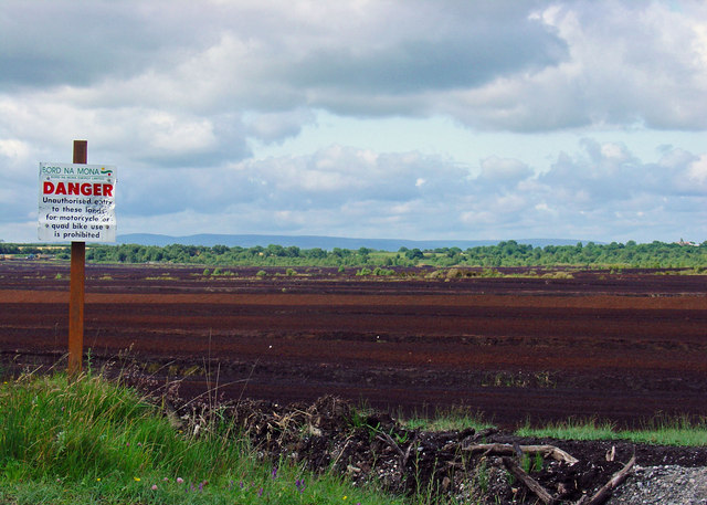 Peat extraction south of Daingean, Co. Offaly