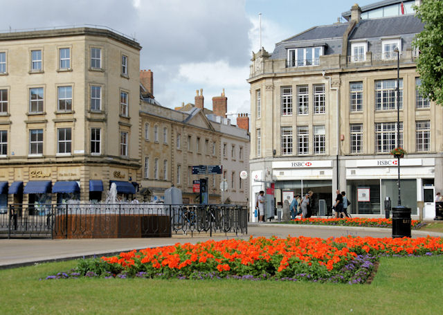 College Green, Bristol © Pierre Terre cc-by-sa/2.0 :: Geograph Britain ...