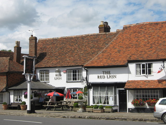 The Red Lion Public House, Biddenden © David Anstiss :: Geograph ...