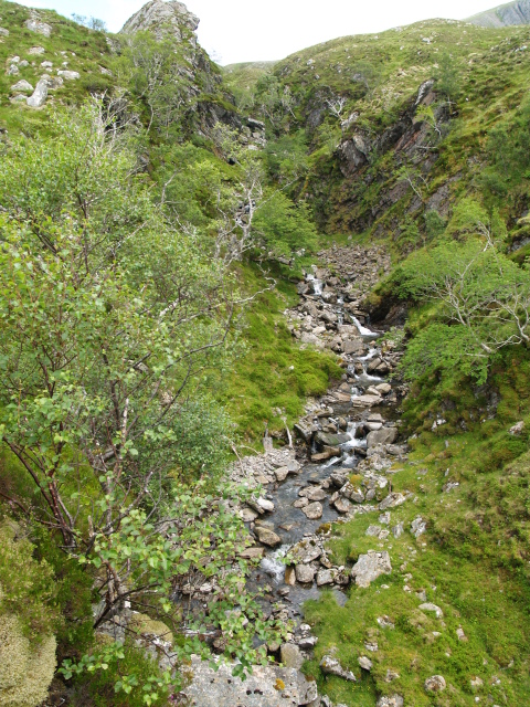 Looking up the gorge of the Allt an Fhuar-thoill Mhor