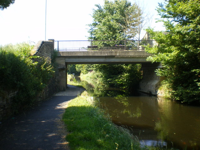 Copley Lane Bridge over the Calder &... © Alexander P Kapp :: Geograph ...