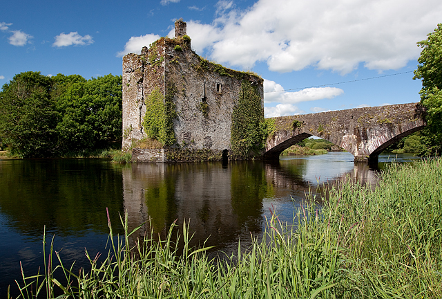 Castles of Munster: Carrigadrohid, Cork (1)