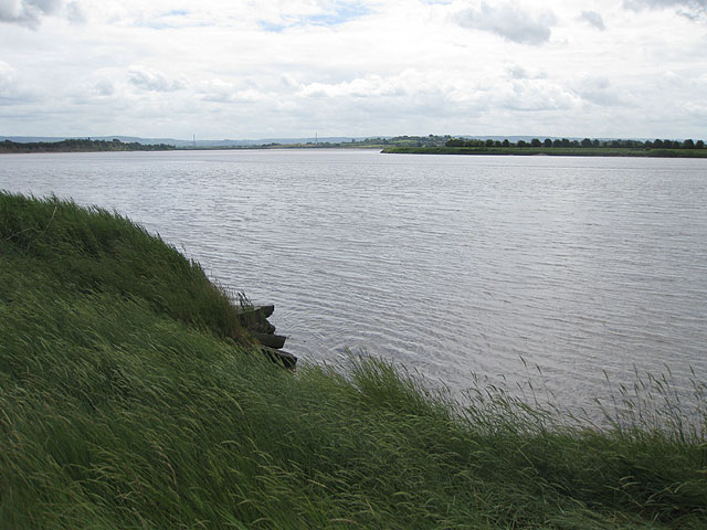 Wide River Severn © Pauline E :: Geograph Britain and Ireland