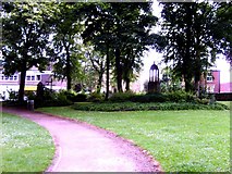 SO9193 : Sedgley Gardens by Gordon Griffiths
