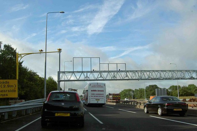 M1 south road widening scheme near... © Steve Fareham :: Geograph ...