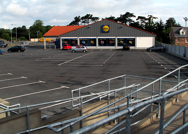 'Lidl' supermarket, Bangor