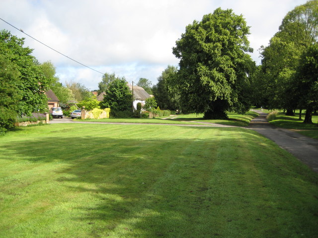 East Grafton: The Green © Nigel Cox cc-by-sa/2.0 :: Geograph Britain ...