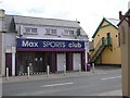 C4624 : Max Sports Club, Muff by Kenneth  Allen
