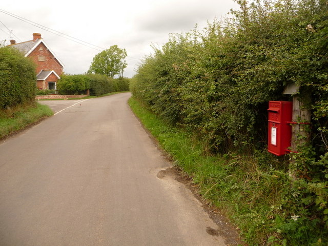 East Orchard: postbox № SP7 50
