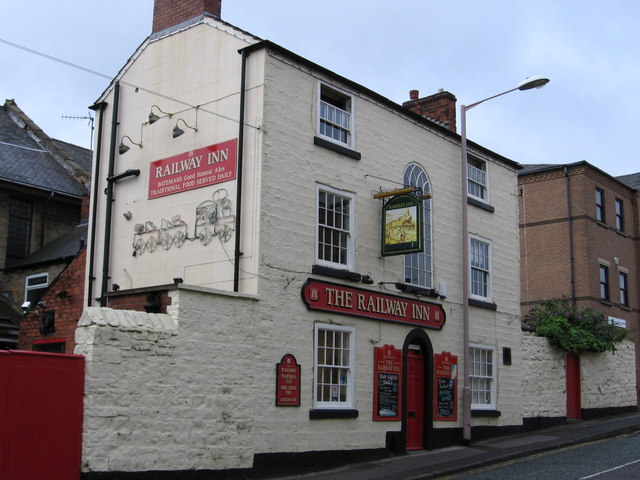 Mansfield - The Railway Inn © Dave Bevis :: Geograph Britain and Ireland