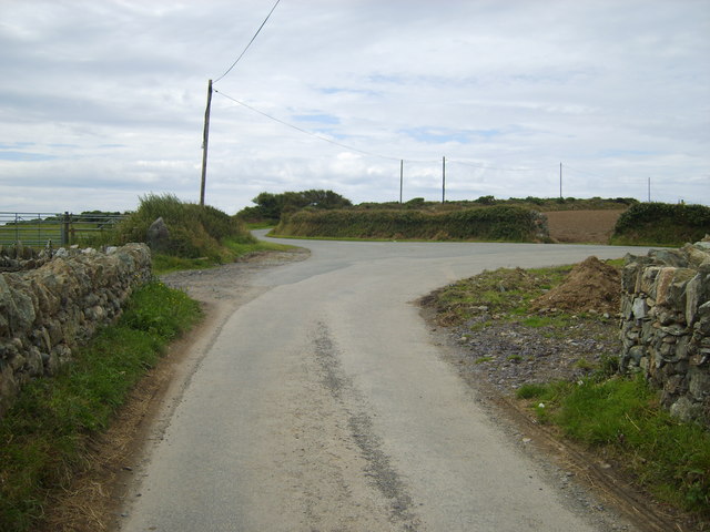 Road junction at Borthwen