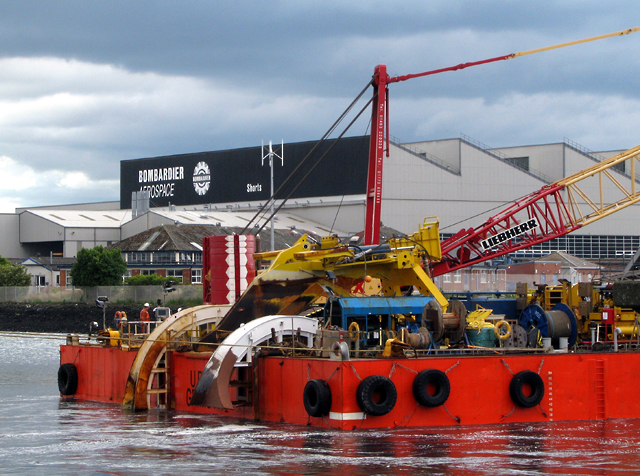 Barge 'UR 101' at Belfast