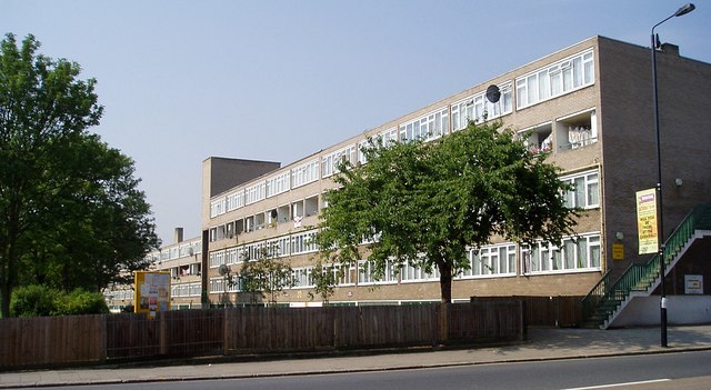 Millicent Fawcett Court © Arb cc-by-sa/2.0 :: Geograph Britain and Ireland