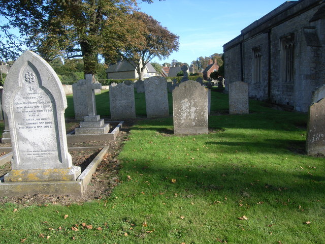 Warkton Church - graveyard © Nick Mutton cc-by-sa/2.0 :: Geograph ...