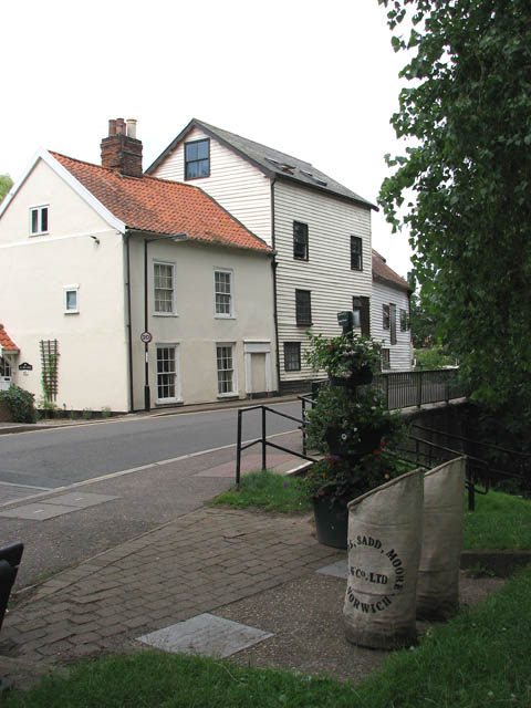 The Mill House and Loddon Mill