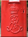 Edward VII postbox, Fern Avenue, Jesmond - royal cipher