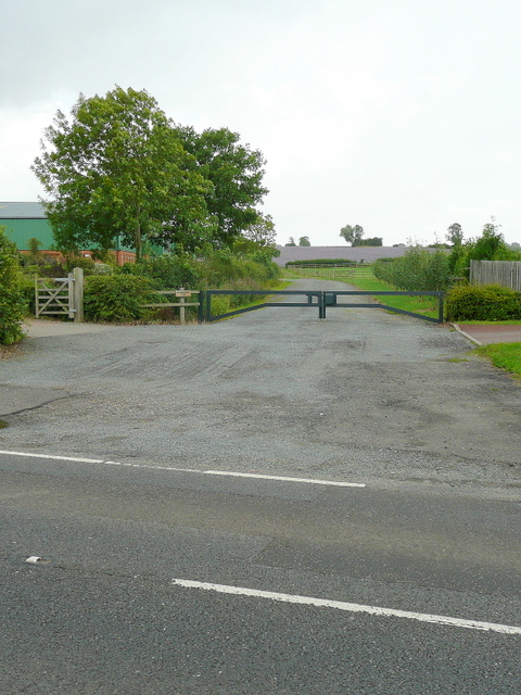 Entrance to Summerfield Farm