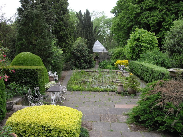 Gibberd Garden, Harlow © Lynda Poulter :: Geograph Britain And Ireland