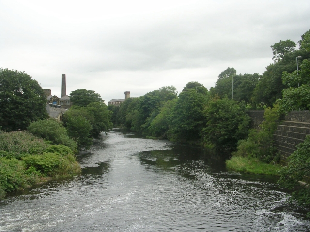 River Calder - Thornhill Road © Betty Longbottom cc-by-sa/2.0 ...