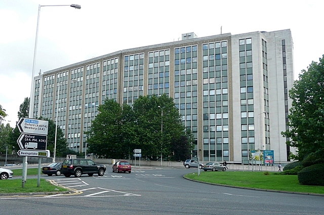 Reading Bridge House © Graham Horn :: Geograph Britain and Ireland