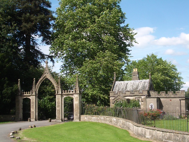 Clytha Park: The Lodge at the main gate © Keith Salvesen :: Geograph ...