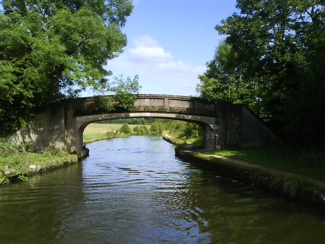 Bridge 75 (Copt Heath Bridge) over the... © Graham Butcher :: Geograph ...