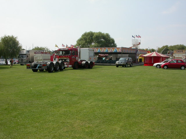 Christchurch, Funfair © Mike Faherty :: Geograph Britain And Ireland