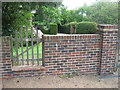 Gate in wall, Gedges Farm