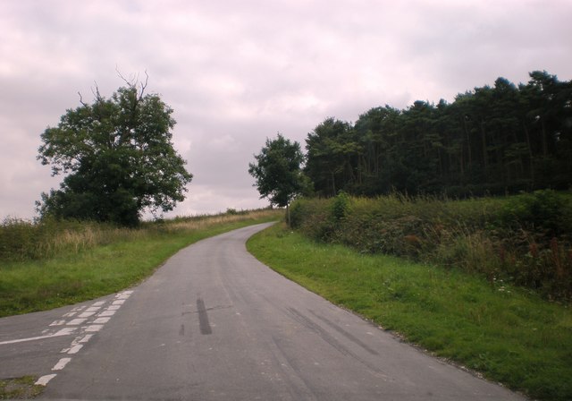 Minor road to Etton