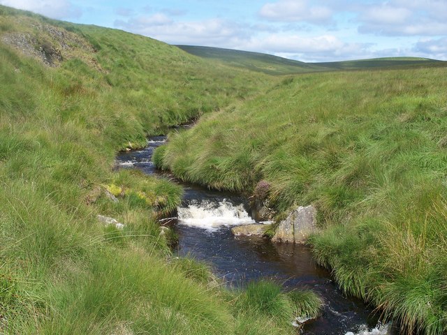 Hirnant Claerwen © John Light cc-by-sa/2.0 :: Geograph Britain and Ireland