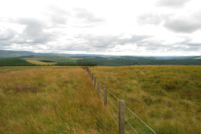 View SE from close to the summit of Clyde Law