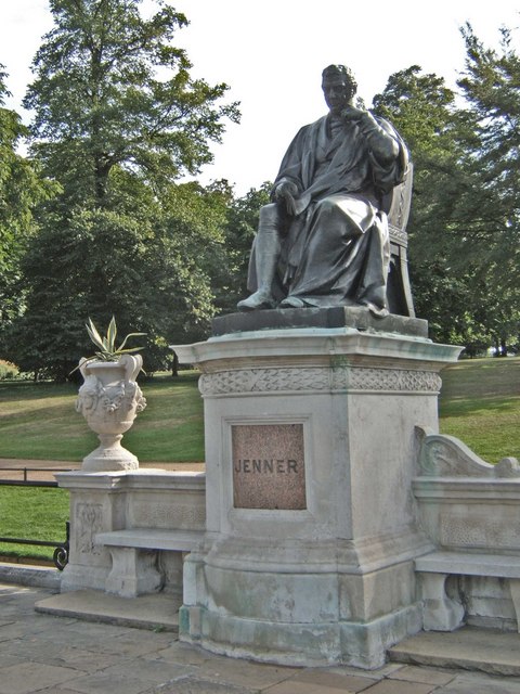 statue-of-edward-jenner-glyn-baker-cc-by-sa-2-0-geograph-britain