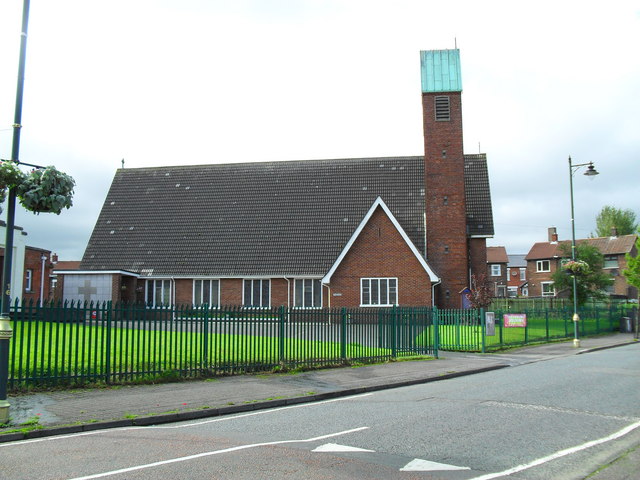 Immanuel Parish Church, Ardoyne © Dean Molyneaux :: Geograph Ireland