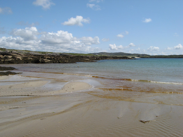 Omey Strand south © Jonathan Wilkins cc-by-sa/2.0 :: Geograph Ireland